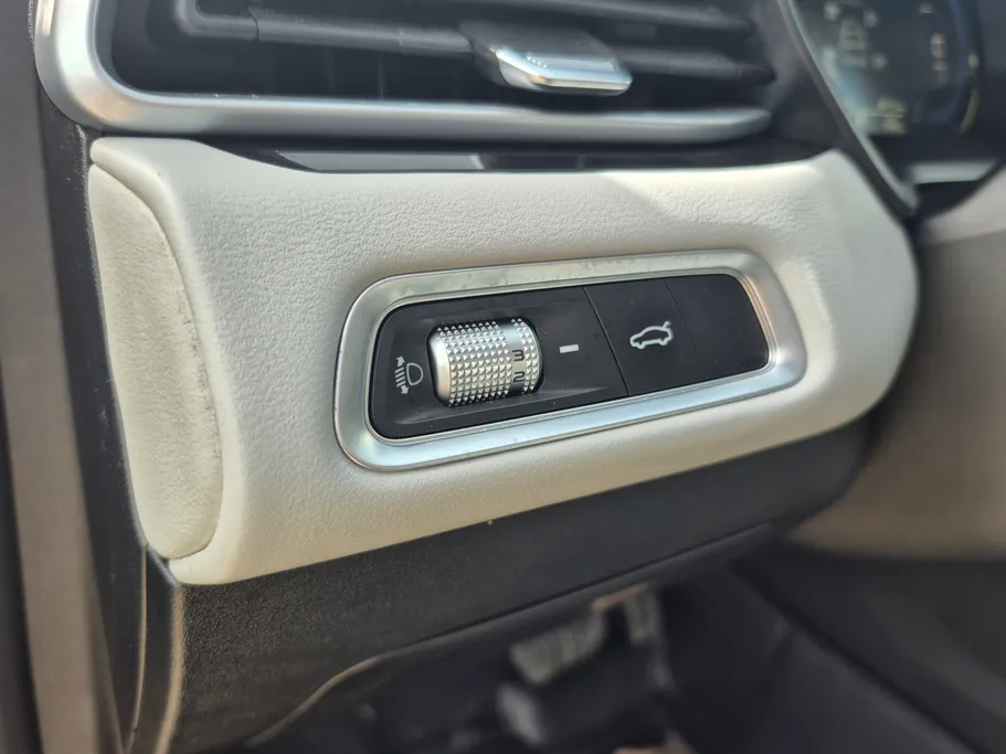 2025 Geely Emgrand GF 