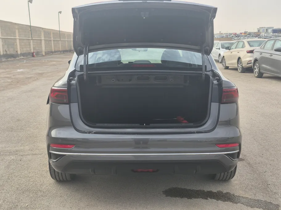 2025 Geely Emgrand GF 