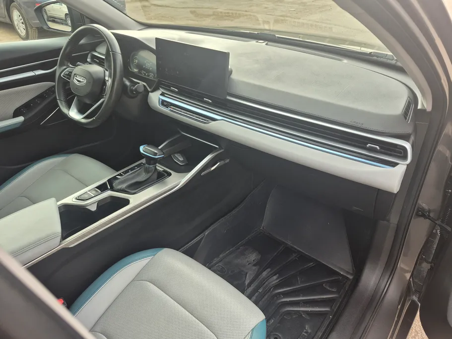 2025 Geely Emgrand GF 