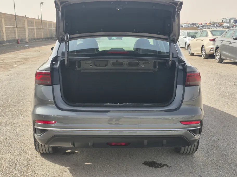 2025 Geely Emgrand GF 