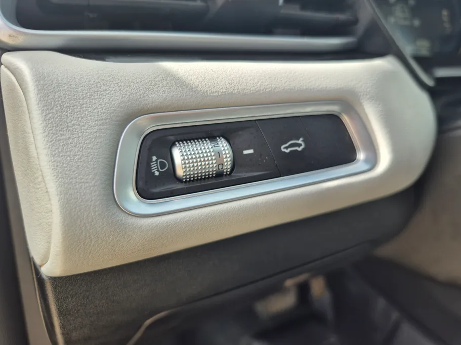 2025 Geely Emgrand GF 