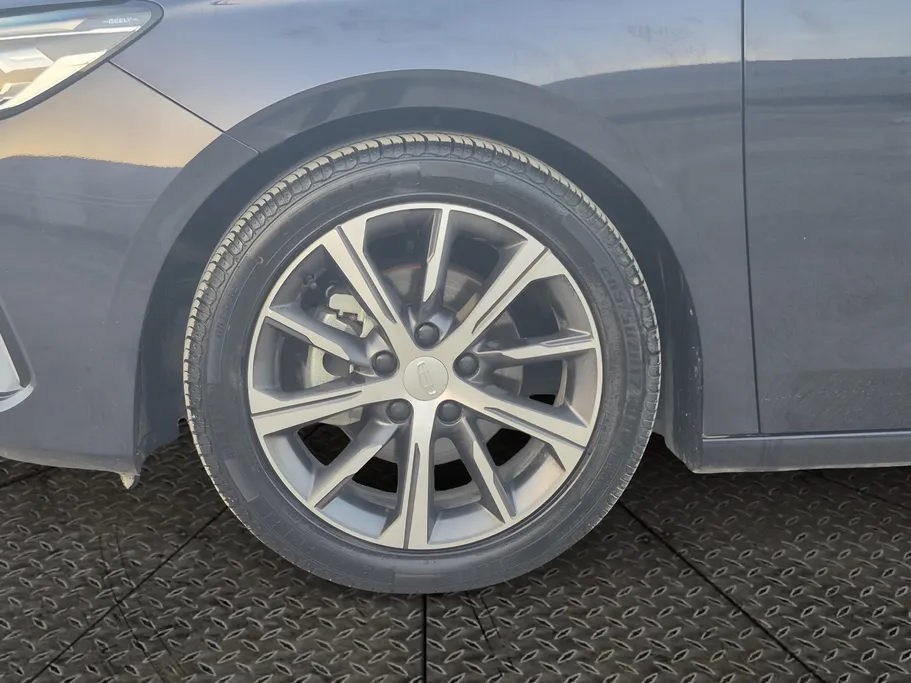 2025 جيلي Emgrand GF 