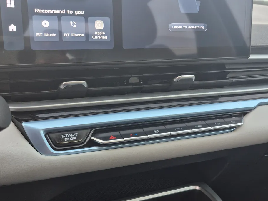 2025 جيلي Emgrand GF 