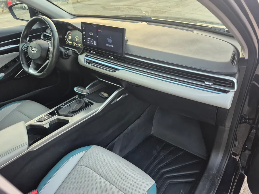 2025 جيلي Emgrand GF 