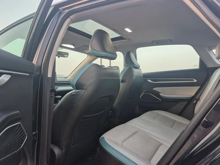 2025 جيلي Emgrand GF 