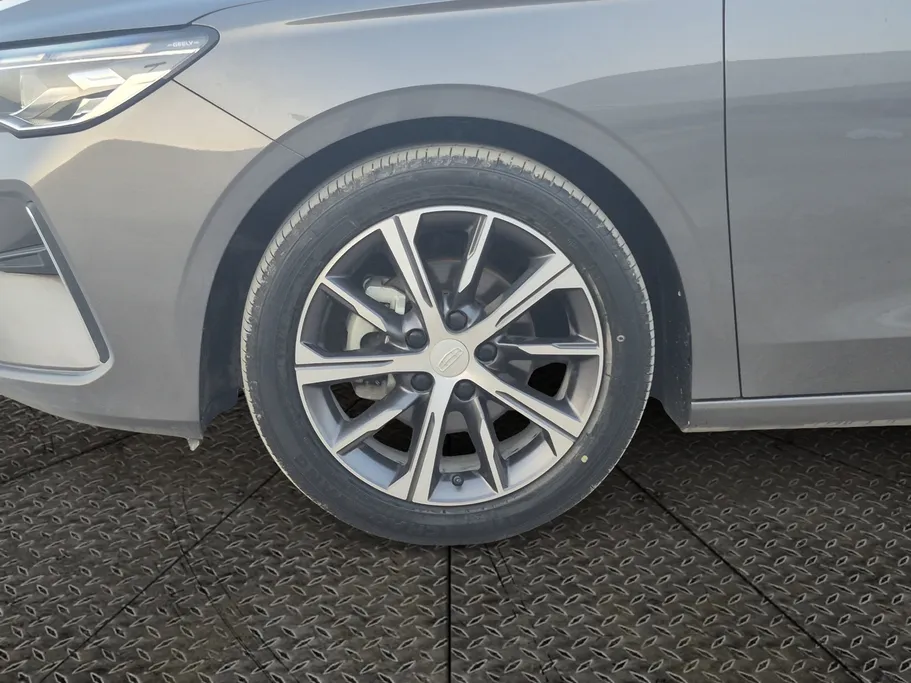 2025 جيلي Emgrand GF 