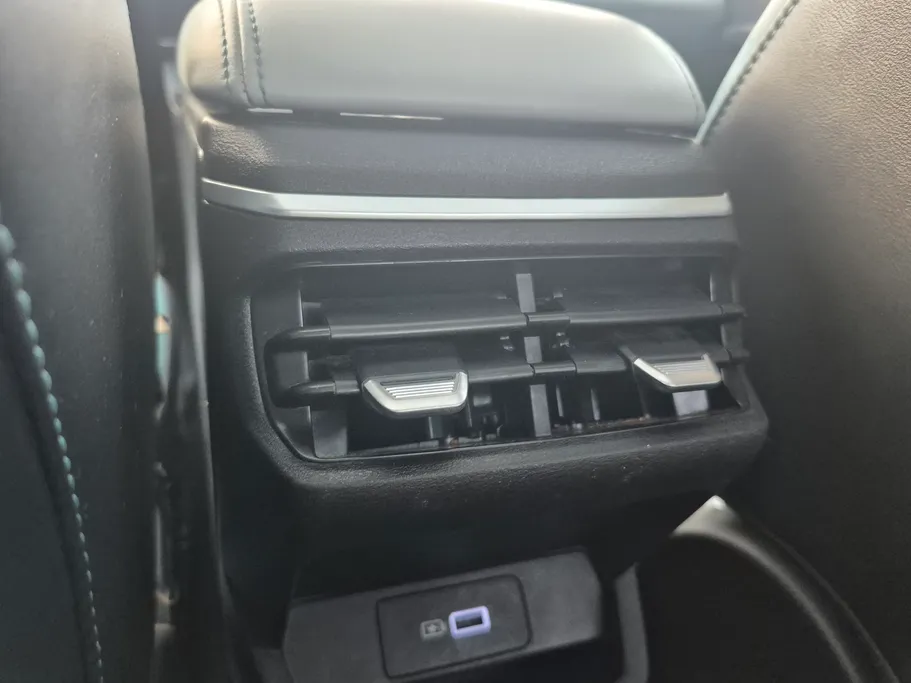 2025 جيلي Emgrand GF 