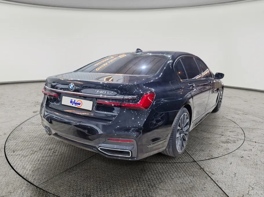 بي ام دبليو الفئة السابعة 730Li 2021 