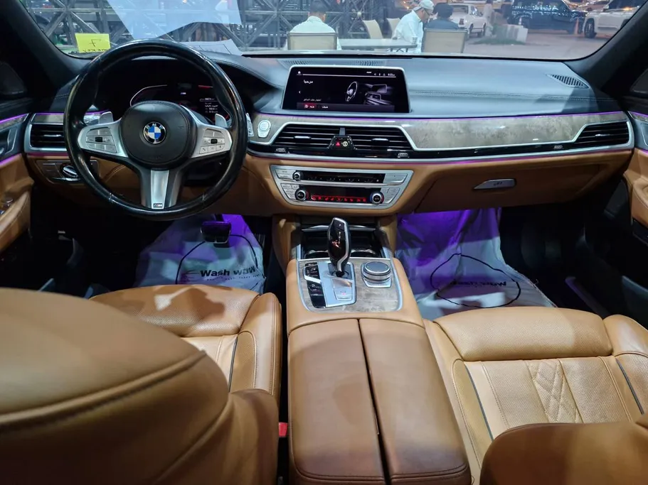 بي ام دبليو الفئة السابعة 730Li 2021 