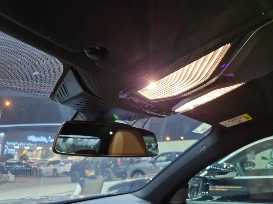 بي ام دبليو الفئة السابعة 730Li 2021 