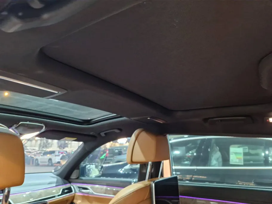 بي ام دبليو الفئة السابعة 730Li 2021 