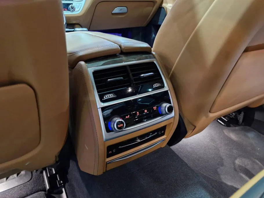 بي ام دبليو الفئة السابعة 730Li 2021 