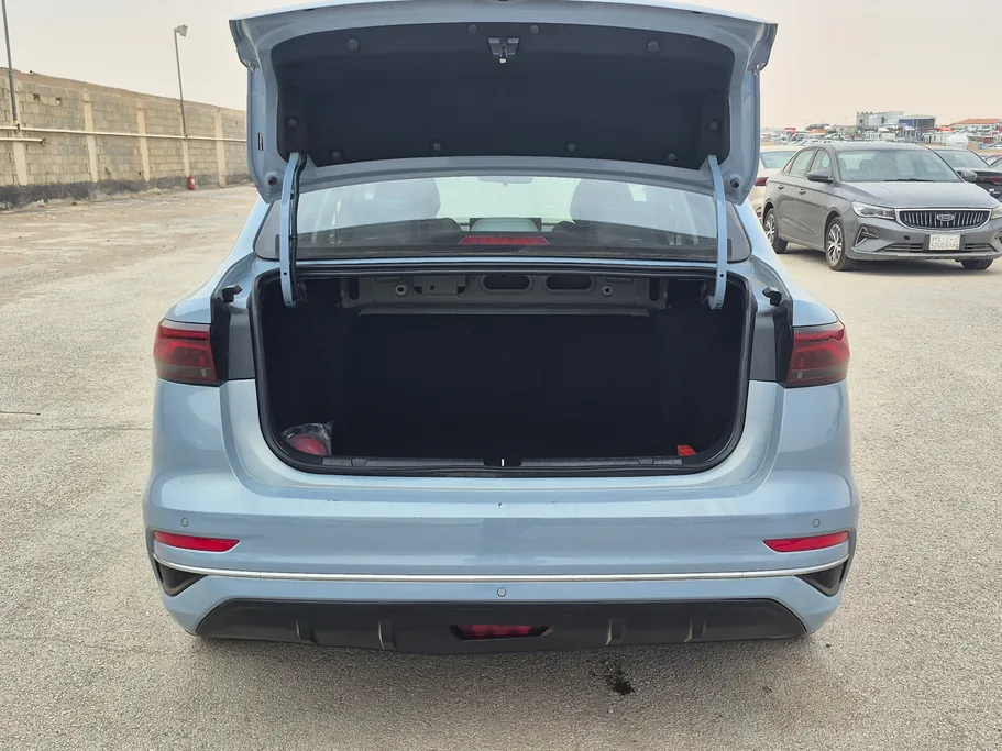 جيلي امجراند GF 2025 