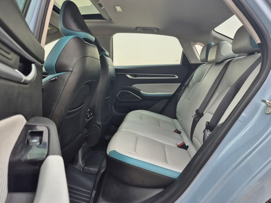 جيلي امجراند GF 2025 