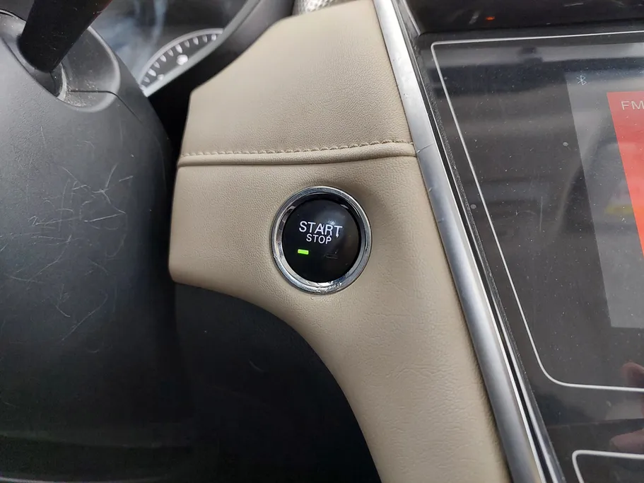 ام جي 5 COM 2022 