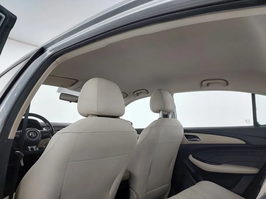 ام جي 5 COM 2022 