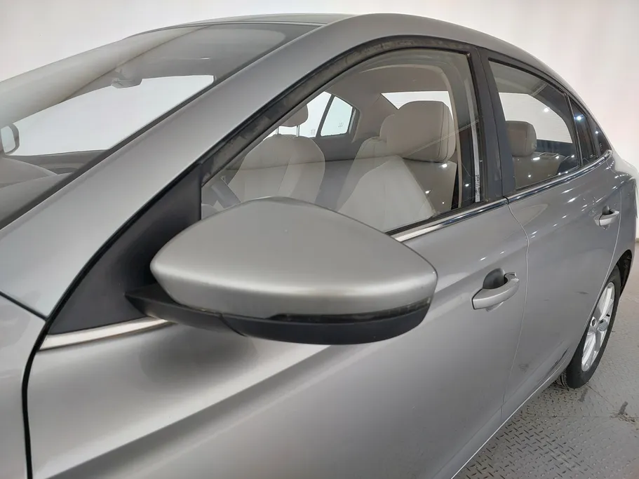 ام جي 5 COM 2022 