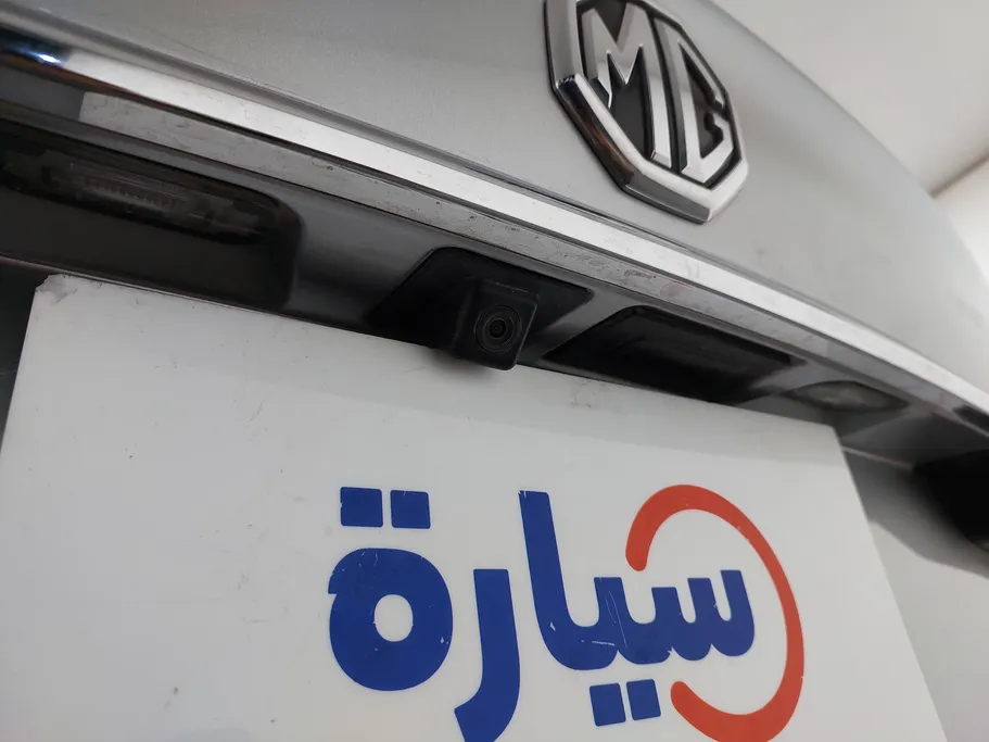 ام جي 5 COM 2022 