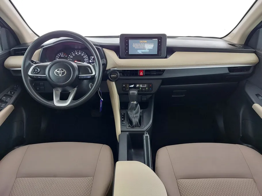 2023 Toyota Yaris  Y 