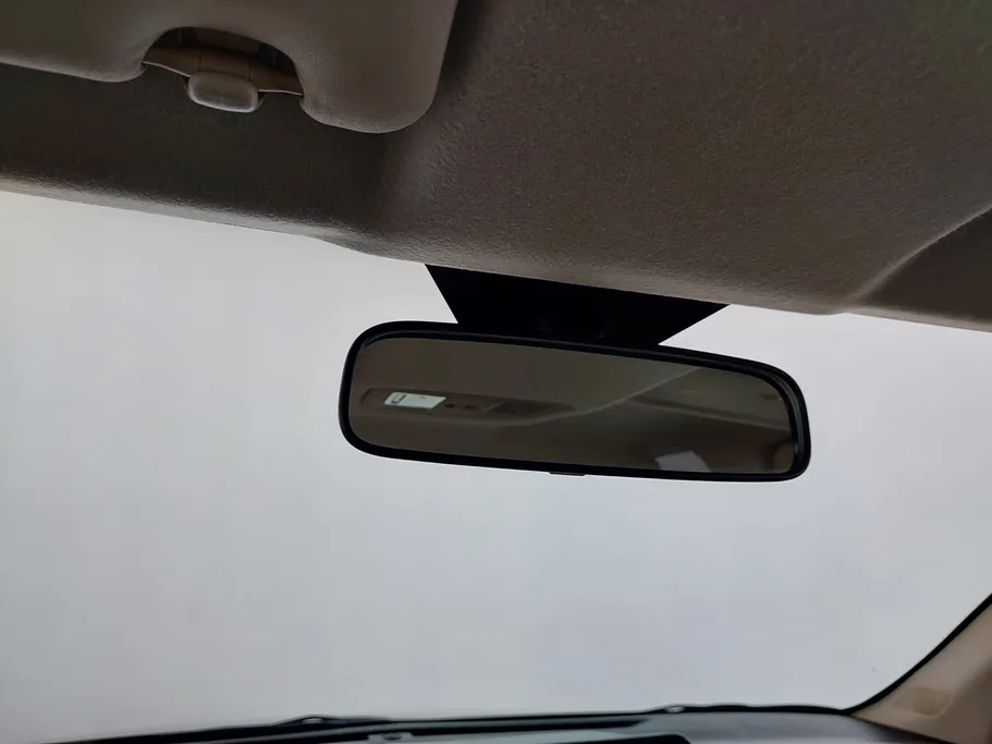 2023 Toyota Yaris  Y 