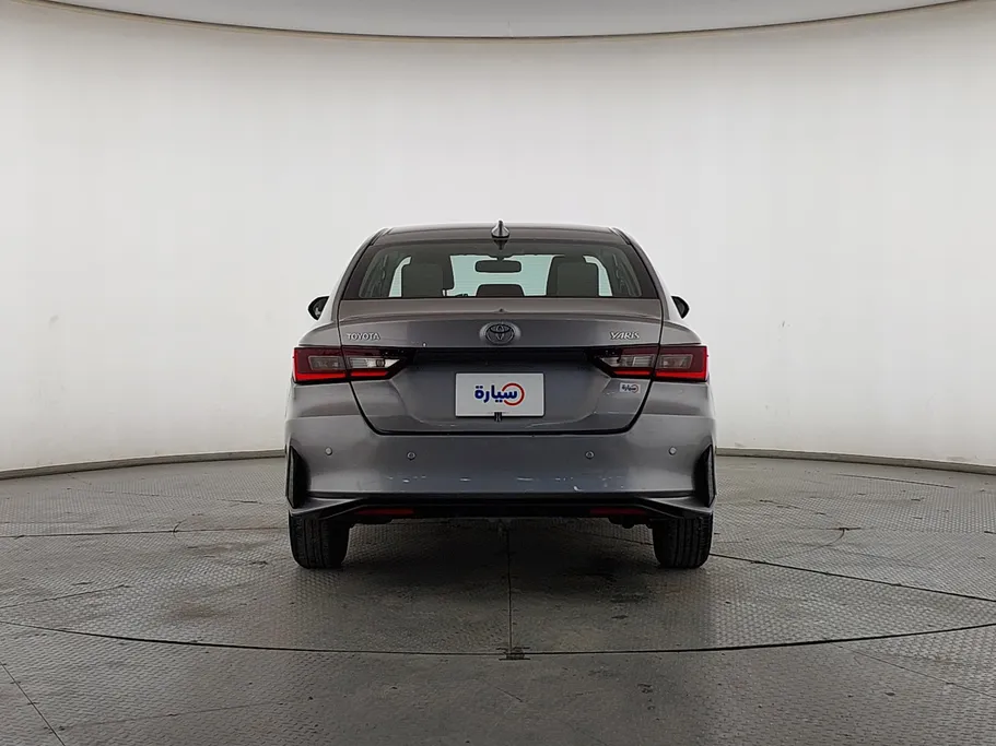 2023 Toyota Yaris  Y 