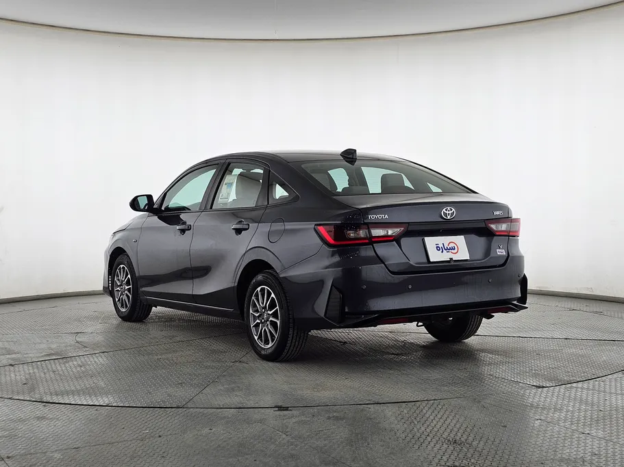 2023 Toyota Yaris  Y 