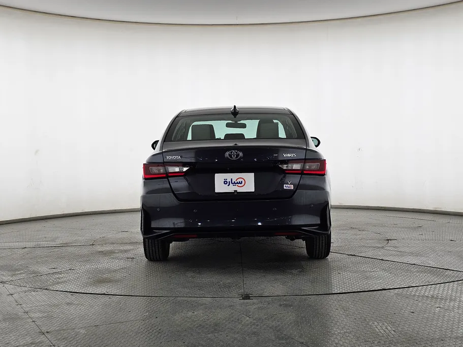 2023 Toyota Yaris  Y 