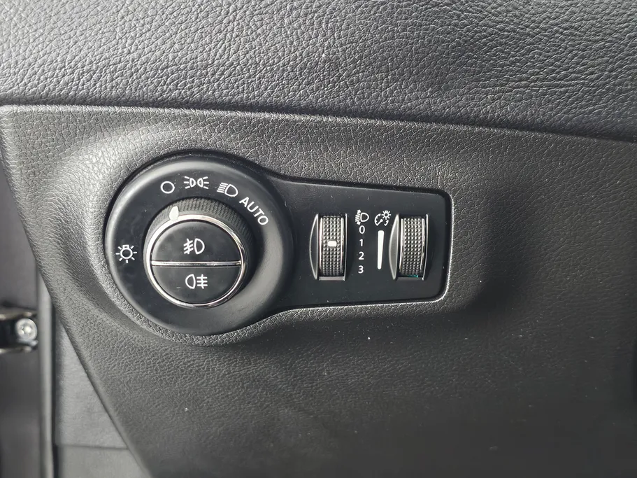 جيب كومباس Longitude 2021 