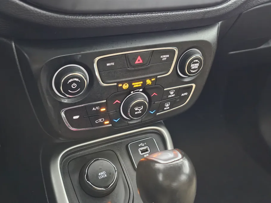 جيب كومباس Longitude 2021 