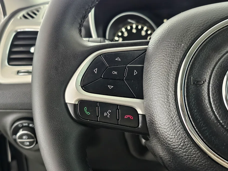 جيب كومباس Longitude 2021 