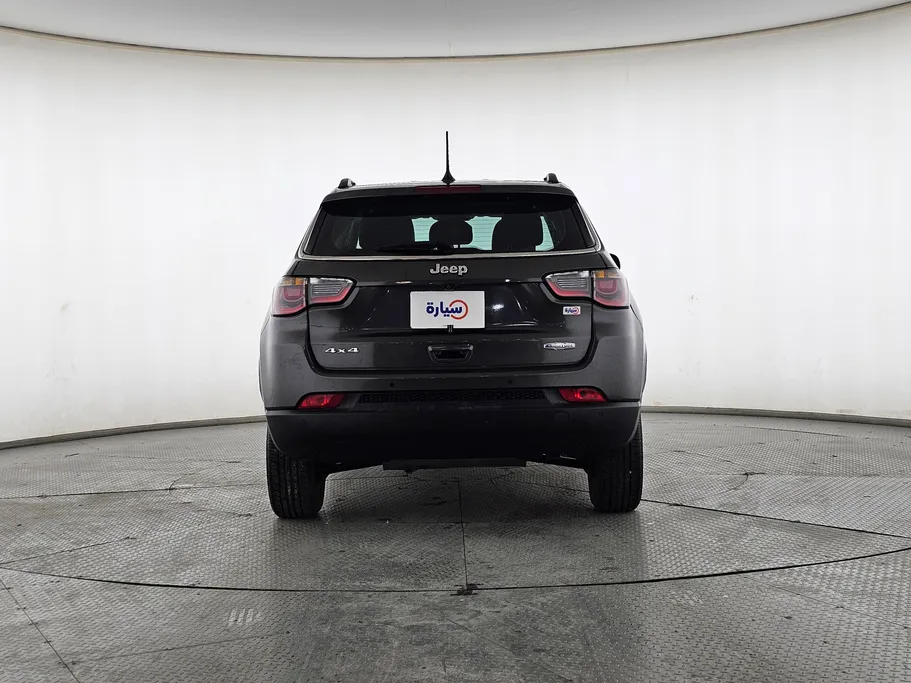 جيب كومباس Longitude 2021 