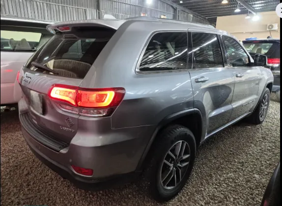 جيب جراند شيروكي لاريدو 2021 