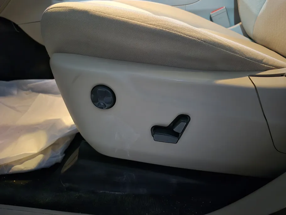 جيب جراند شيروكي لاريدو 2021 