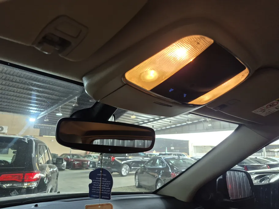 جيب جراند شيروكي لاريدو 2021 