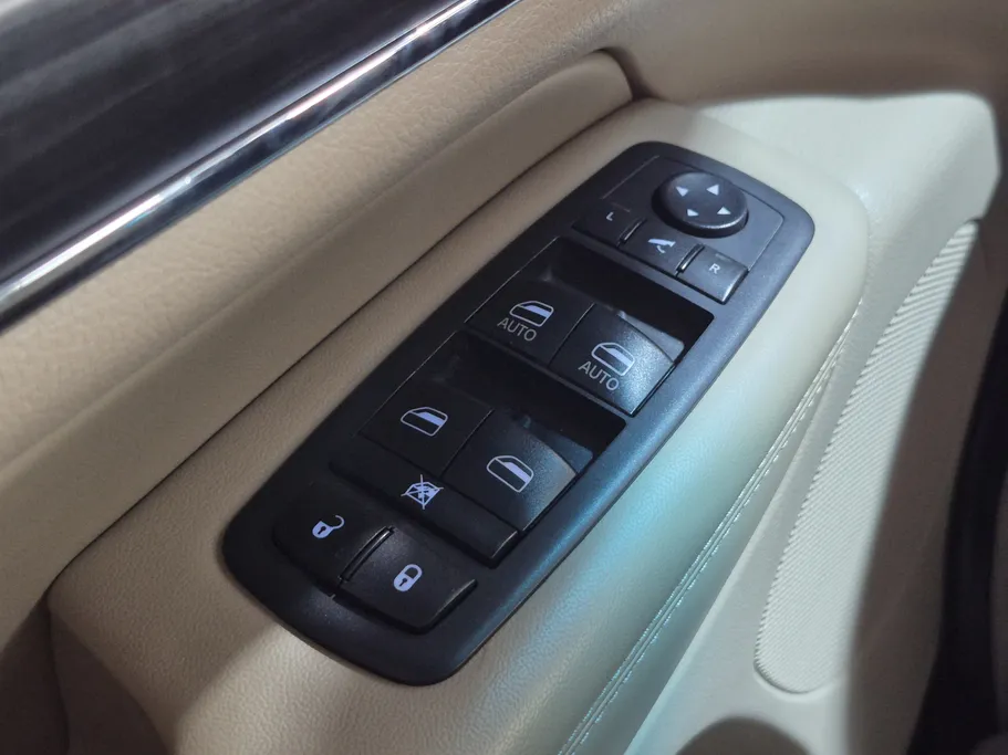 جيب جراند شيروكي ليمتد 2021 