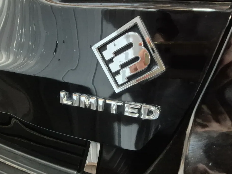 جيب جراند شيروكي ليمتد 2021 