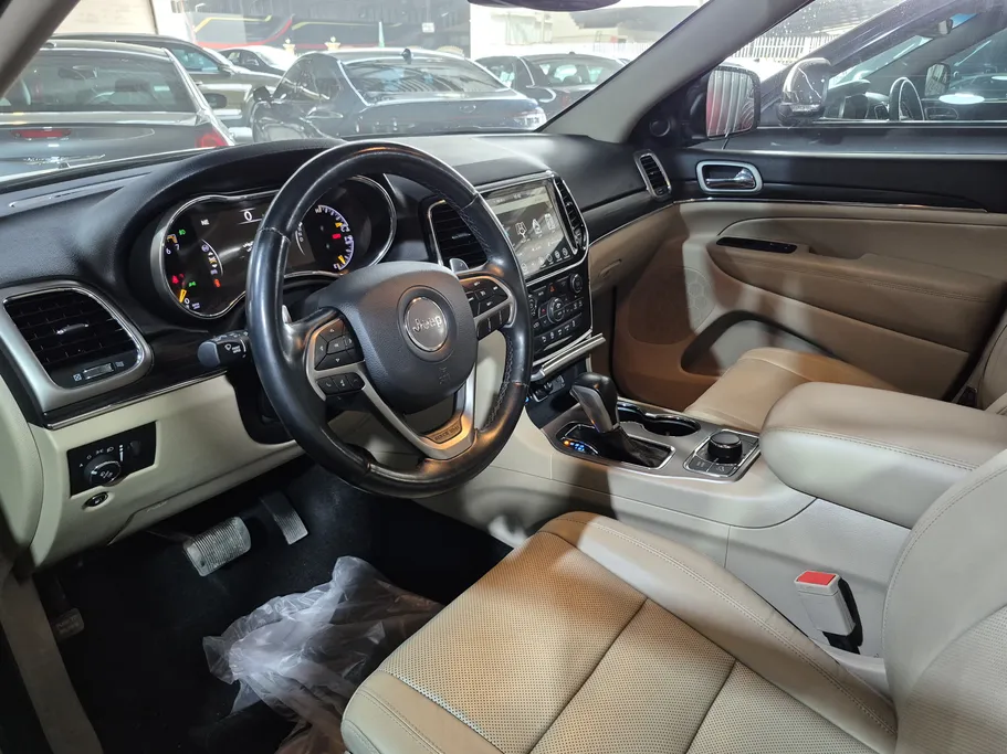 2021 Jeep Grand Cherokee ليمتد 