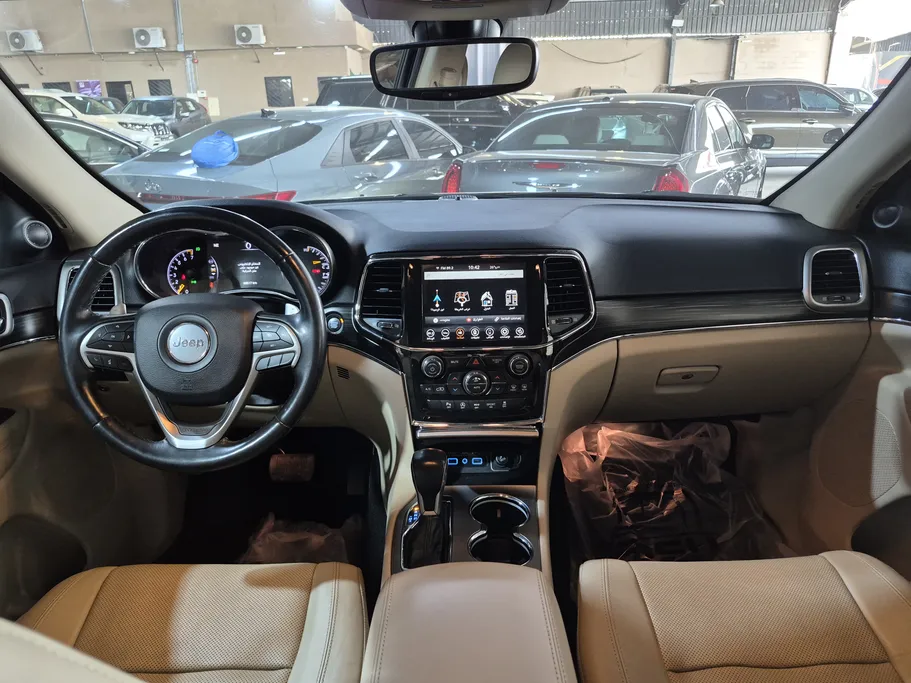 2021 Jeep Grand Cherokee ليمتد 