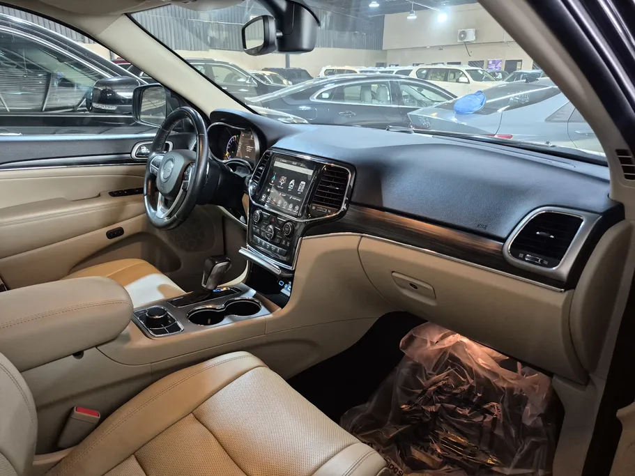 2021 Jeep Grand Cherokee ليمتد 