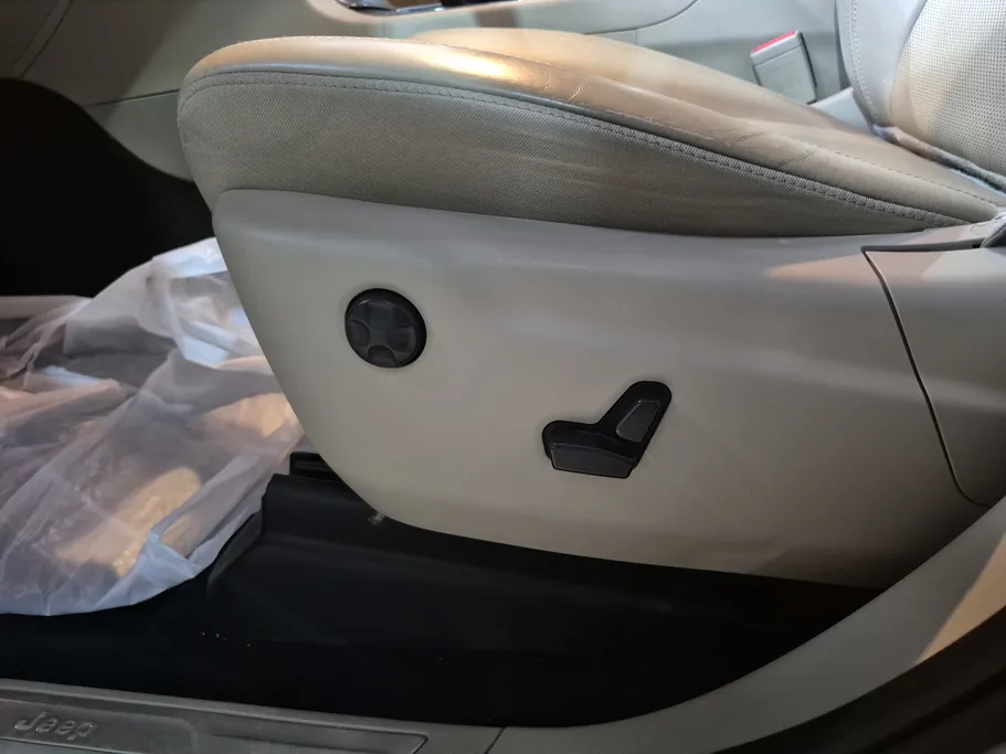 2021 Jeep Grand Cherokee ليمتد 