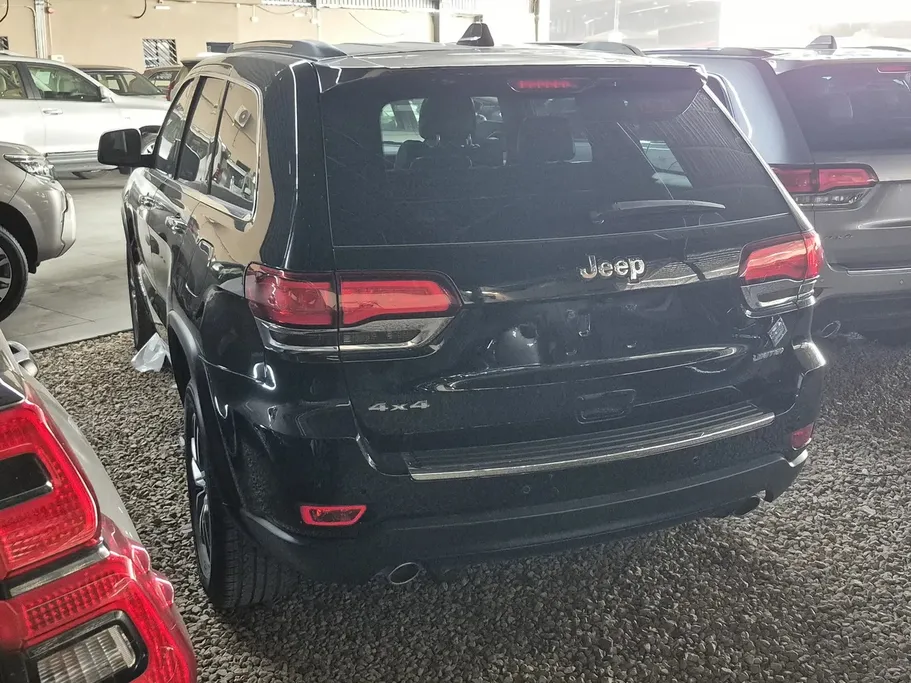 2021 Jeep Grand Cherokee ليمتد 