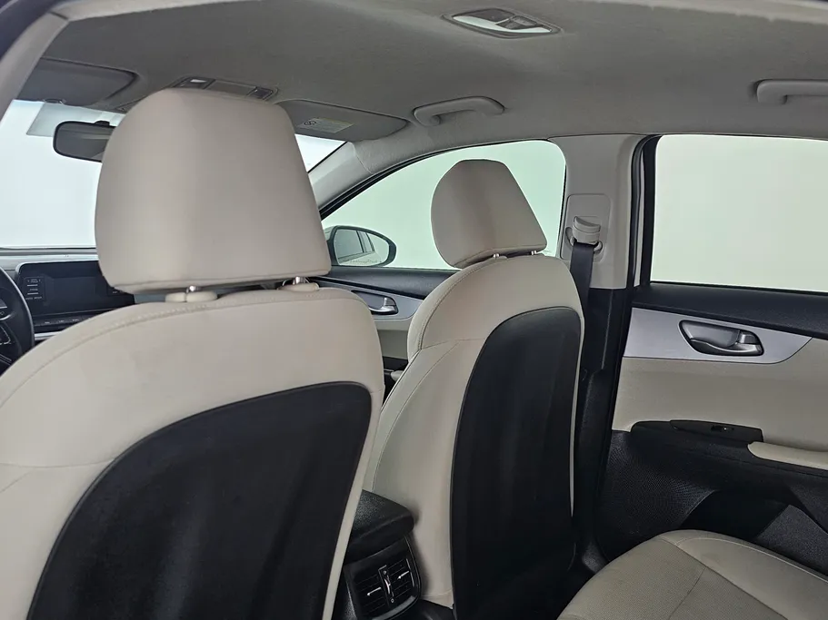 2022 كيا Cerato LX 