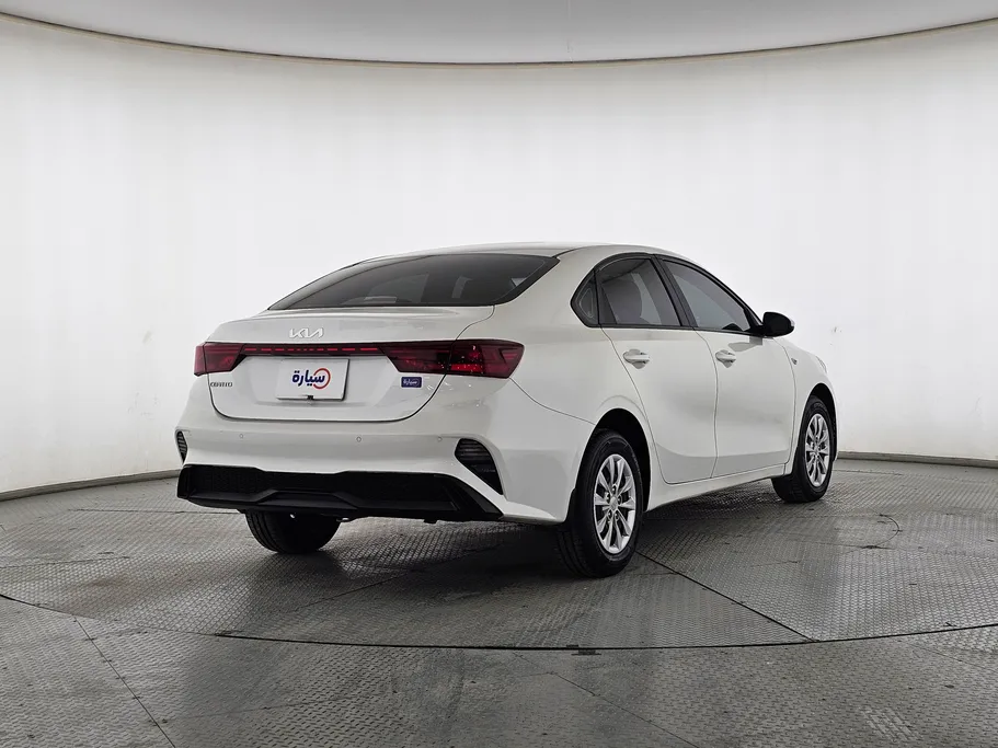 2022 كيا Cerato LX 