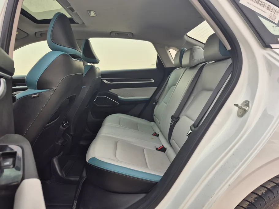 2025 Geely Emgrand GF 