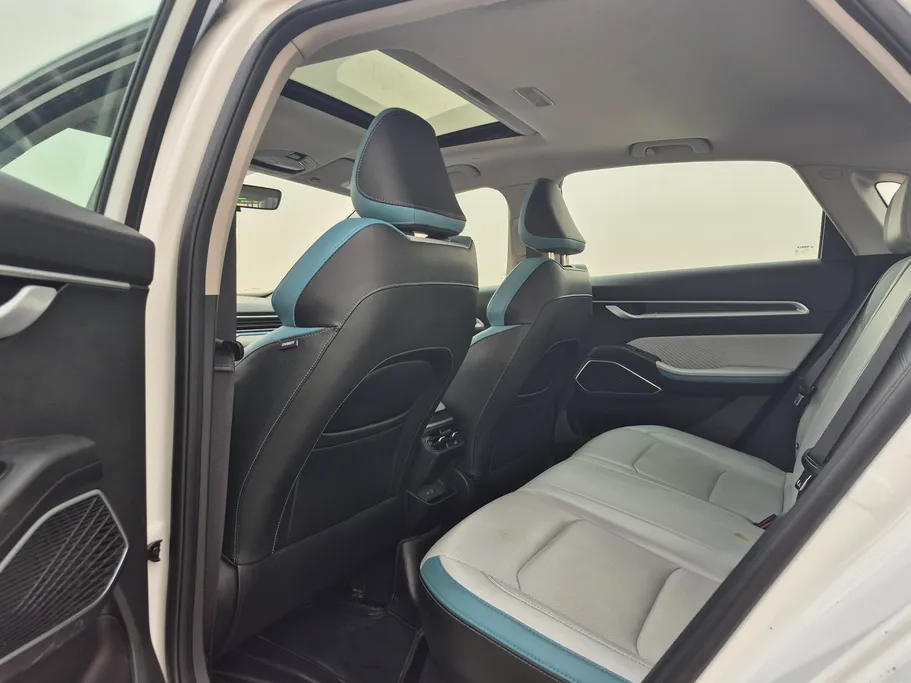 2025 Geely Emgrand GF 