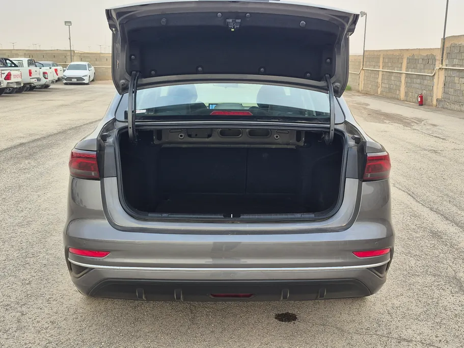 2025 Geely Emgrand GF 