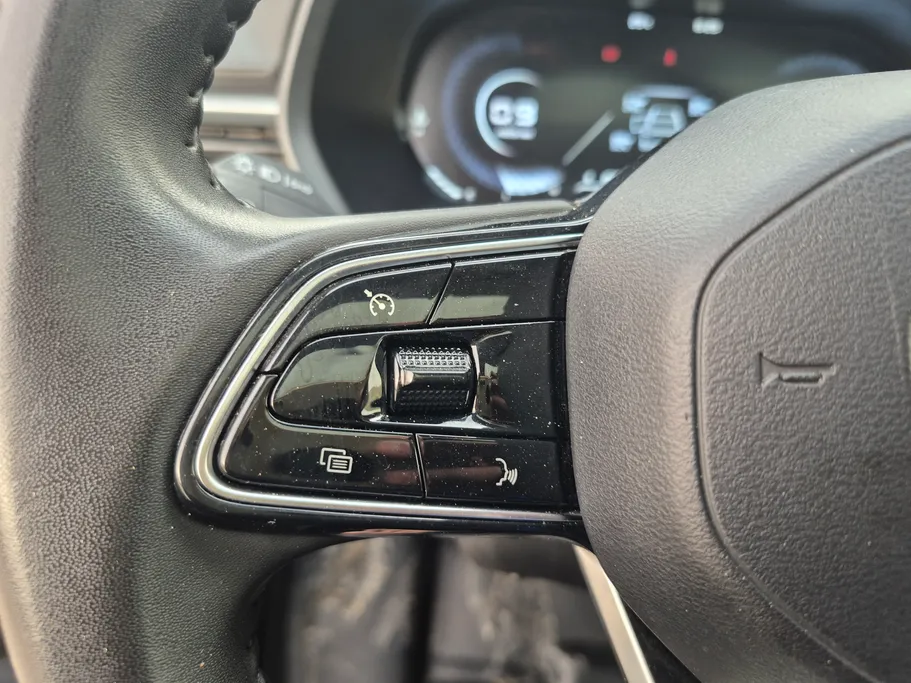 2025 Geely Emgrand GF 