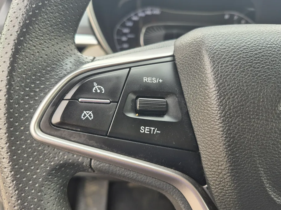 2023 Chevrolet Groove LT 