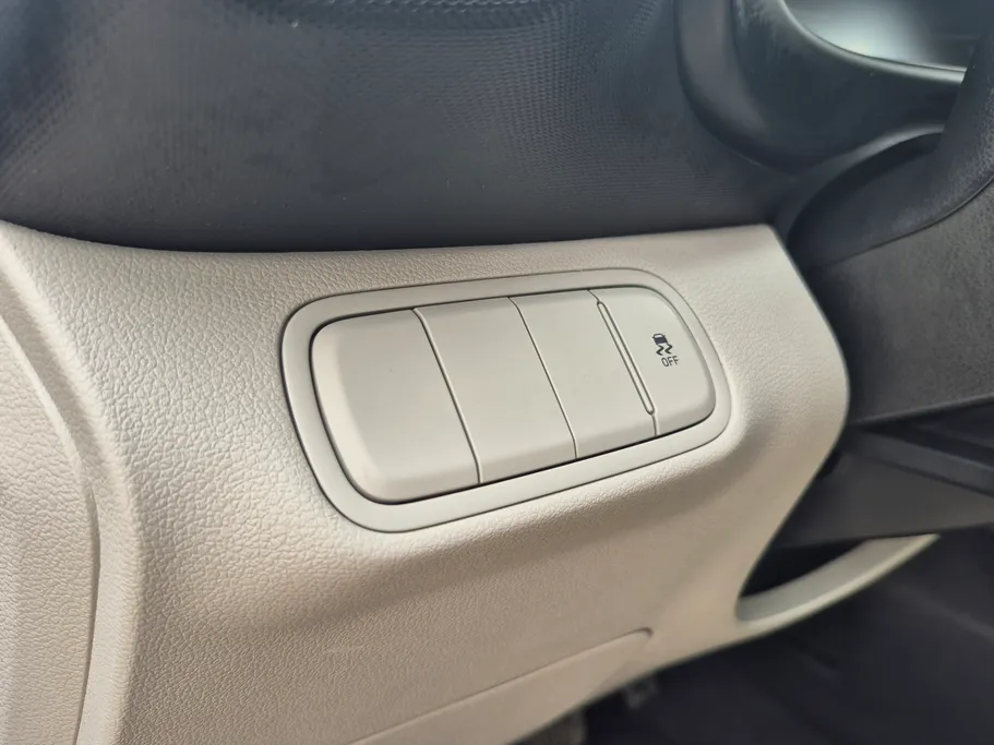 هيونداي فينو سمارت 2024 