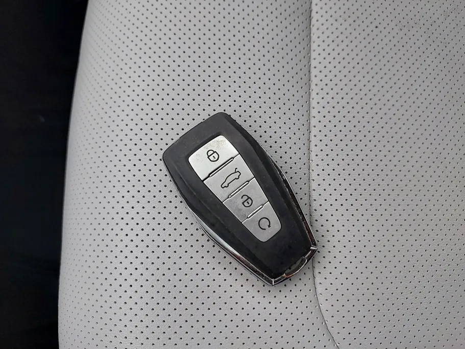 2025 جيلي Emgrand GF 